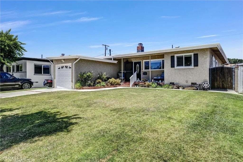 House in Signal Hill, California, United States 1 - 18559347