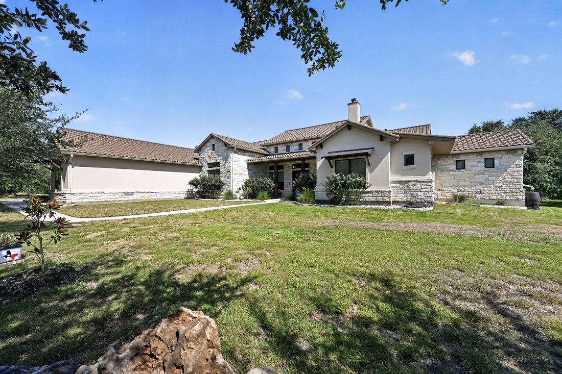 House in Florence, Texas, United States 3 - 18565420