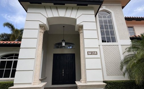 House in Hialeah, Florida, United States 1