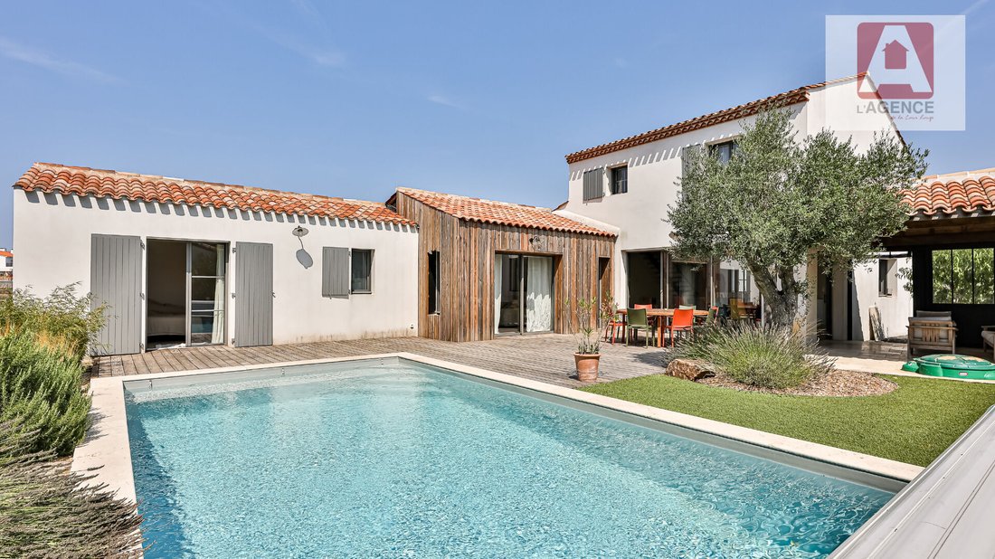 Villa in Landevieille, Pays de la Loire, France 1 - 18563815
