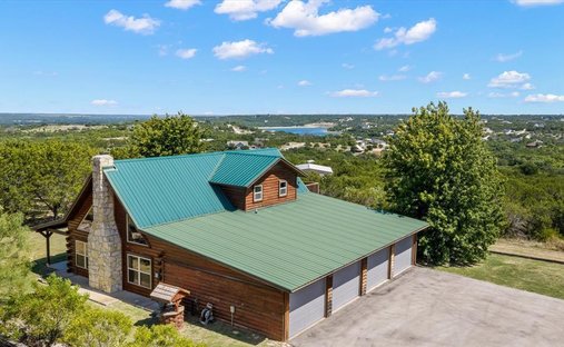 House in Bluff Dale, Texas, United States 1