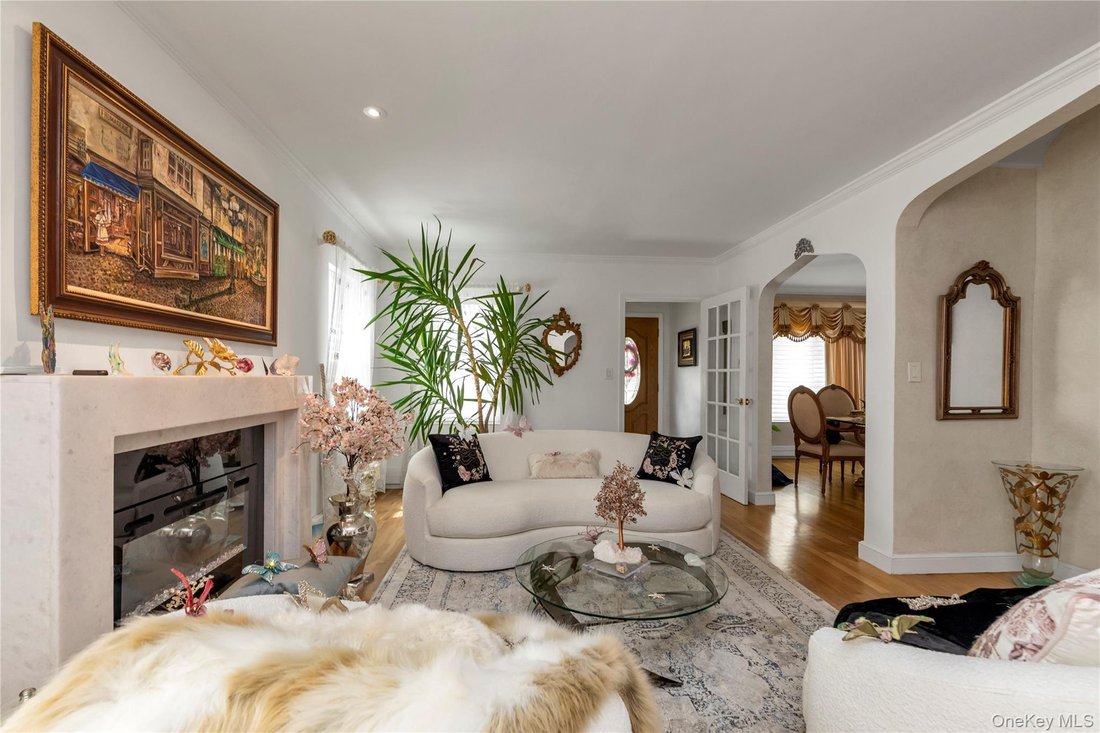 House in New York, New York, United States 2 - 18563073