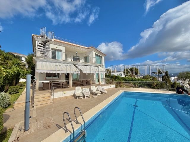 Villa in Rotes Velles, Calvia, Balearic Islands 1 - 18559659