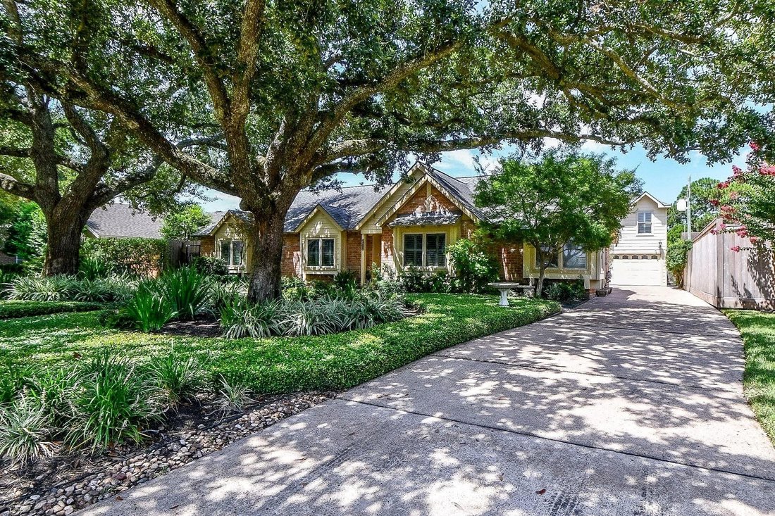 House in Houston, Texas, United States 1 - 18563037