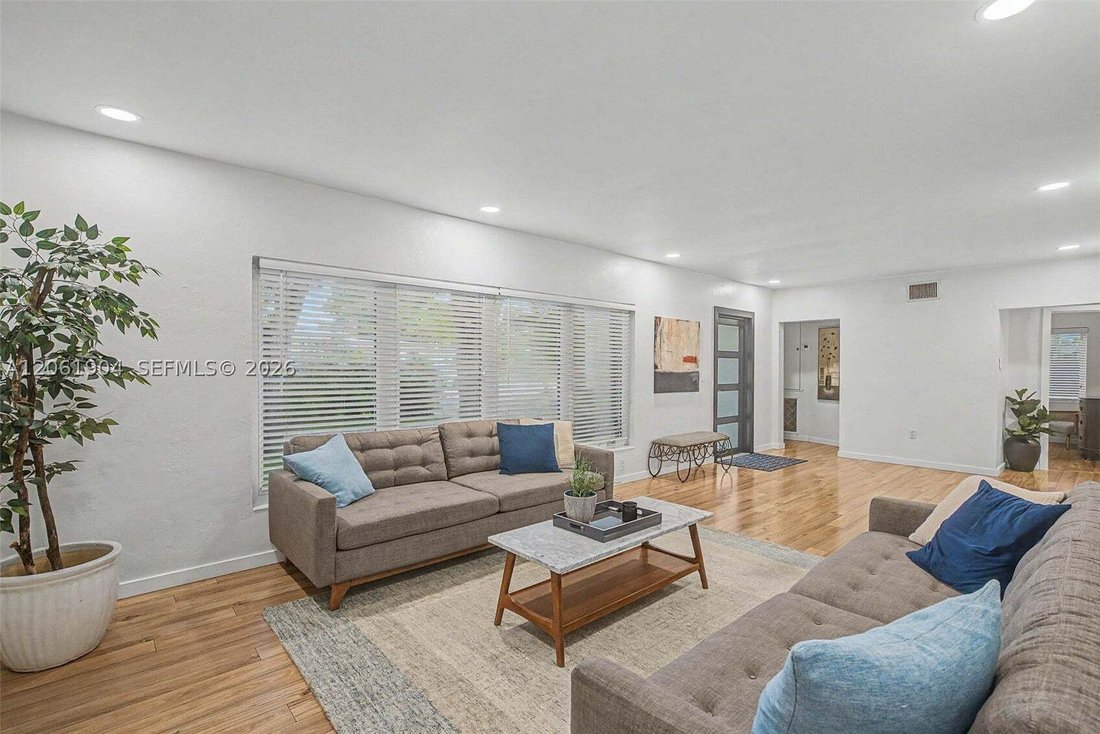 House in Miami, Florida, United States 5 - 18562012