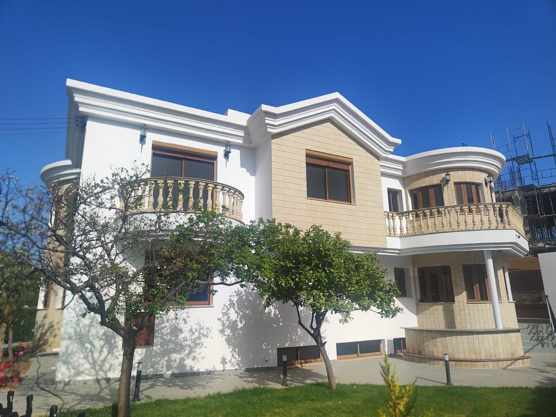 Villa in Germasogeia, Limassol, Cyprus 2 - 14404096