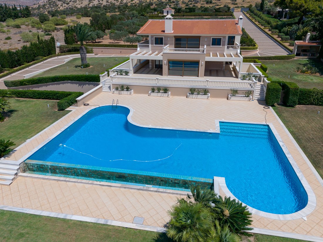 Villa in Kalyvia Thorikou, Attica, Greece 2 - 18563190