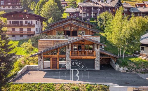 Chalet in Les Gets, Auvergne-Rhône-Alpes, France 1