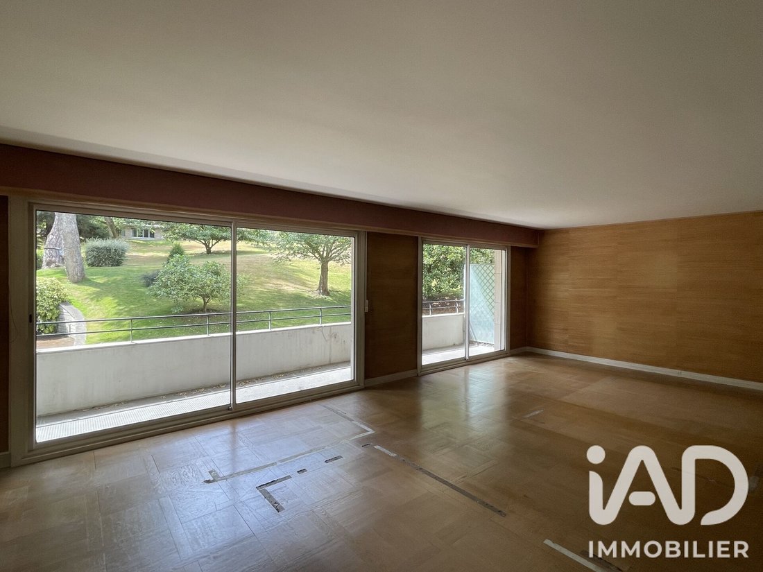 Apartment in Thierry-Saint-Cloud, Ville-d'Avray, France 4 - 18567722