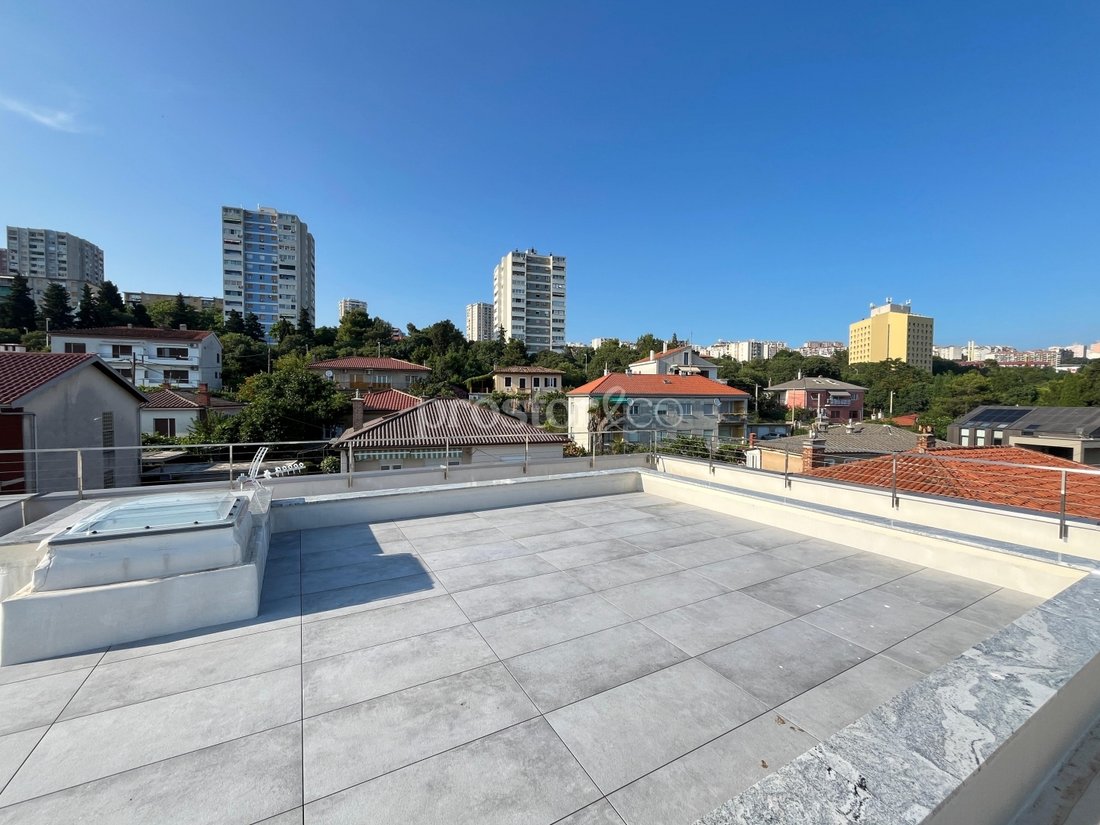 Apartment in Mjesni odbor Kantrida, Grad Rijeka, Primorje-Gorski Kotar County 4 - 18560378