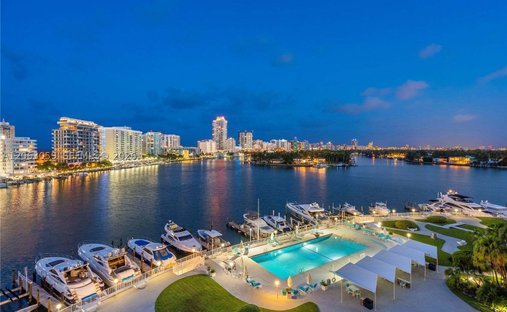 Condo in Miami Beach, Florida, United States 1