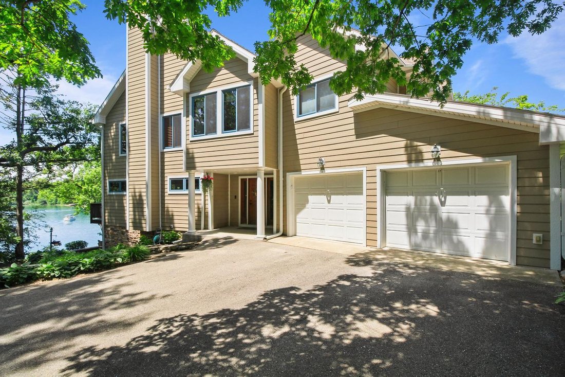 House in Lauderdale Lakes, Wisconsin, United States 1 - 18565116