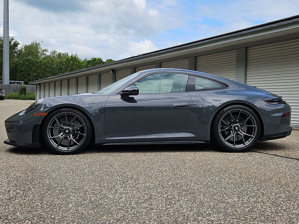 Coupe in Stratham, NH, United States 2 - 18487858