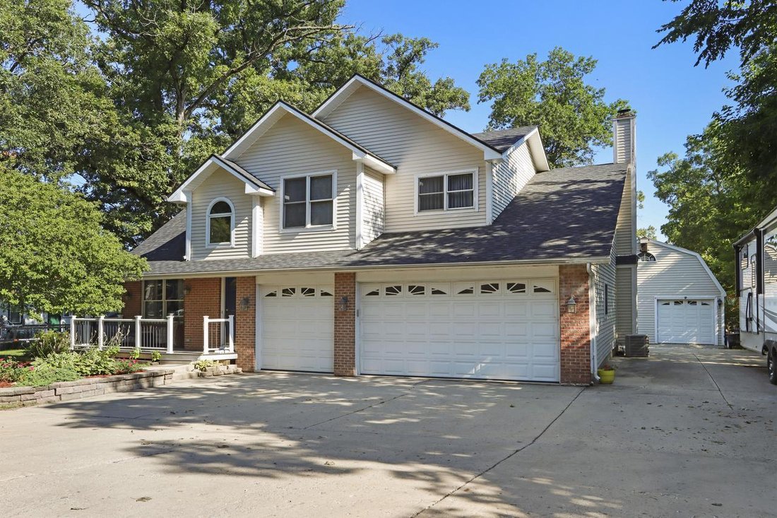 House in Twin Lakes, Wisconsin, United States 5 - 18561499