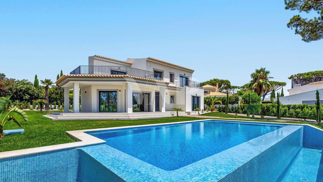 Villa in Vilamoura, Quarteira, Algarve 5 - 18563196