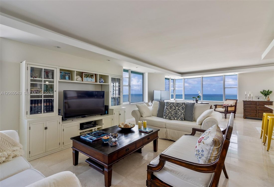 Condo in Miami Beach, Florida, United States 2 - 18562894