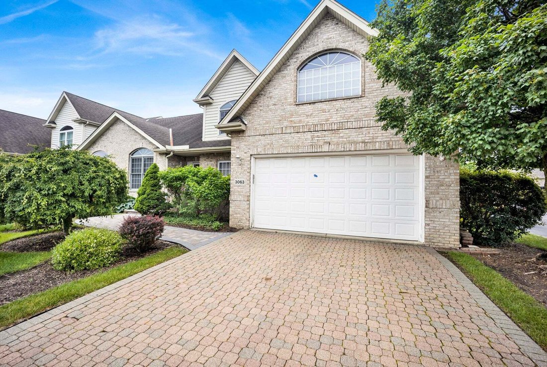 Townhouse in Westchester, Illinois, United States 1 - 18558980