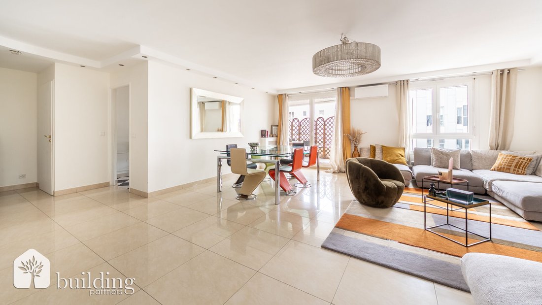 Apartment in Hôtel de Ville-Planchette, Levallois-Perret, France 3 - 18565745