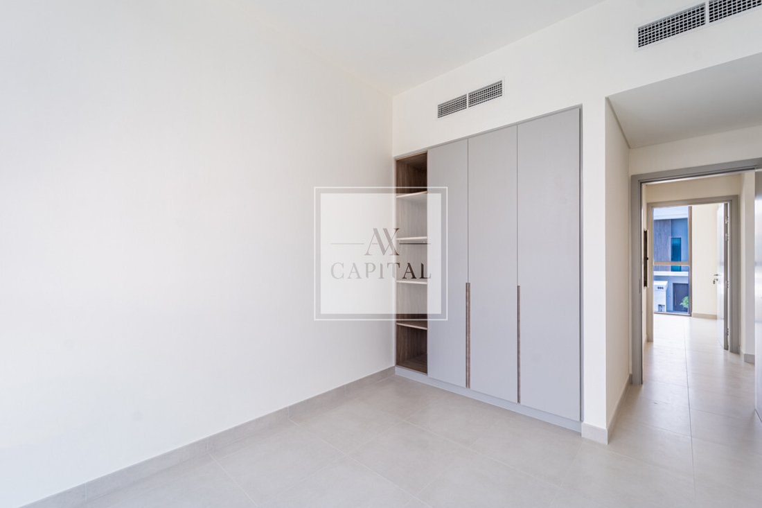 Townhouse in Al Jaddaf, Dubai, United Arab Emirates 5 - 18563816