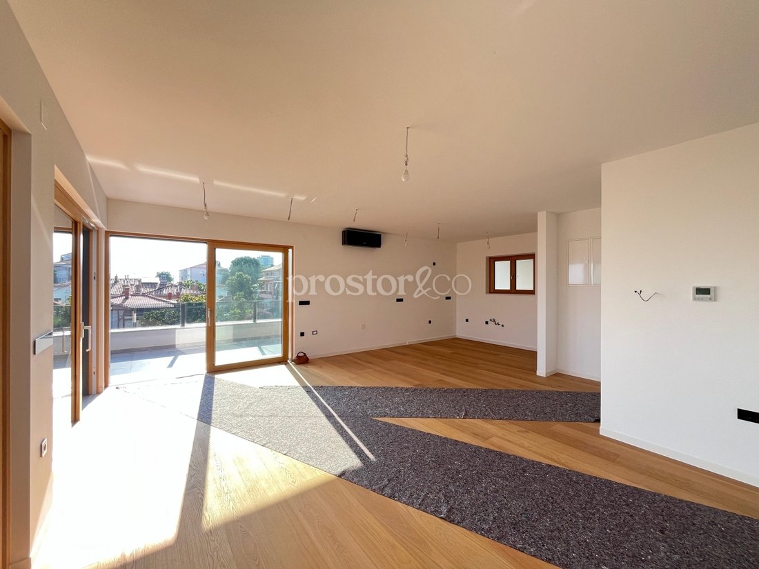 Apartment in Mjesni odbor Kantrida, Grad Rijeka, Primorje-Gorski Kotar County 2 - 18560375