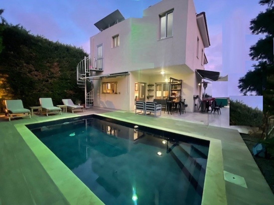 House in Kato Polemidia, Limassol, Cyprus 1 - 13005587