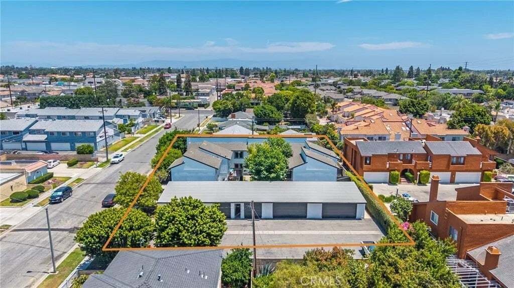 Garden Grove, California, United States 1 - 18562498
