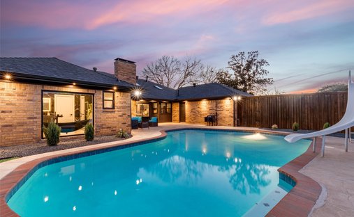House in Plano, Texas, United States 1