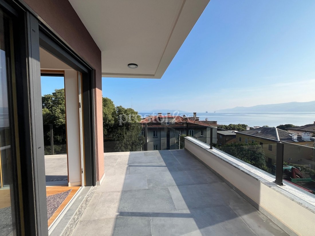 Apartment in Mjesni odbor Kantrida, Grad Rijeka, Primorje-Gorski Kotar County 2 - 18560378