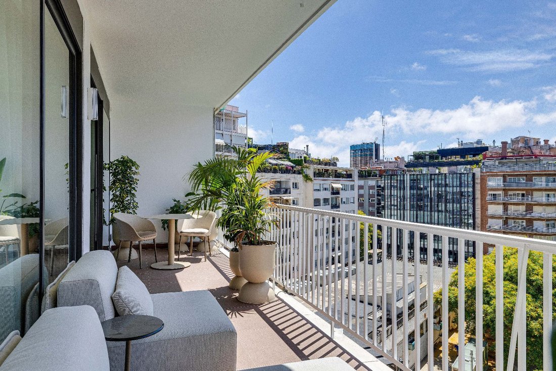Apartment in Sarrià-Sant Gervasi, Barcelona, Spain 4 - 18558248