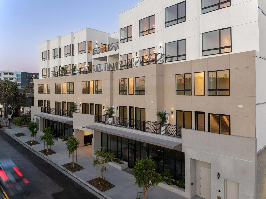 Condo in San Diego, California, United States 3 - 18565146