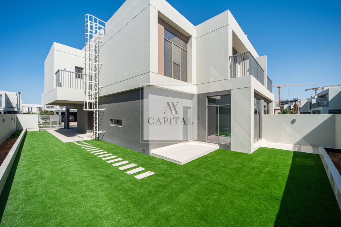 Villa in Al Barsha South 5, Al Barsha, Dubai 1 - 18563642