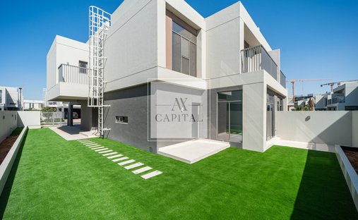 Villa in Al Barsha South 5, Al Barsha, Dubai 1