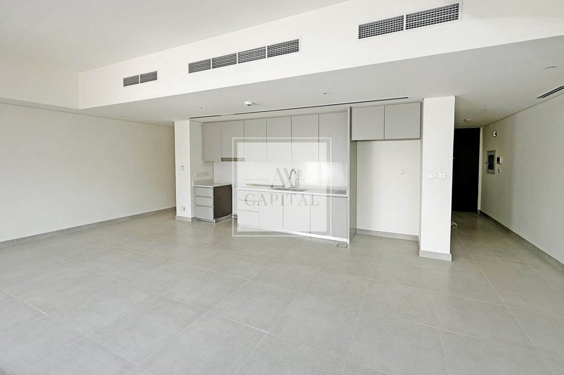 Townhouse in JVC / Jumeirah Village Circle, Dubai, United Arab Emirates 1 - 18563709