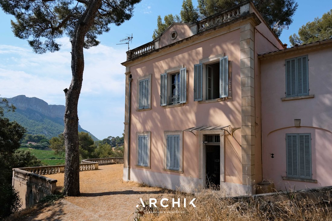 House in Cassis, Provence-Alpes-Côte d'Azur, France 1 - 18563136