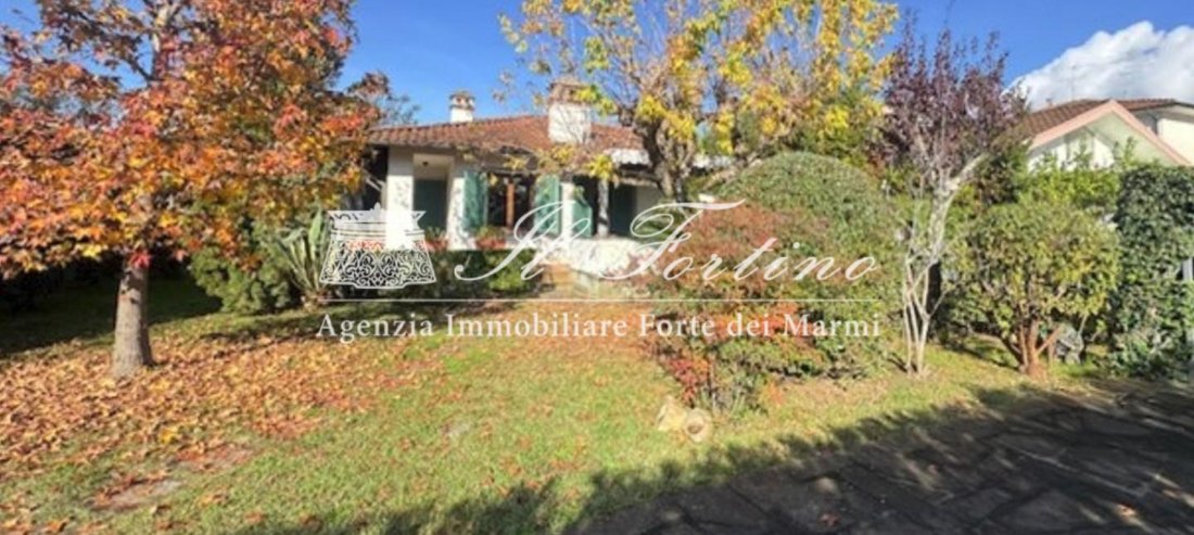Villa in Center, Forte dei Marmi, Tuscany 2 - 17454553