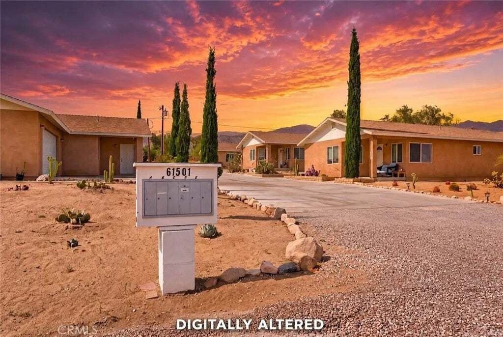 Joshua Tree, California, United States 1 - 18559331