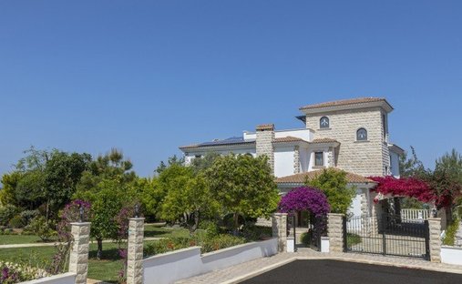 House in Argaka, Paphos, Cyprus 1