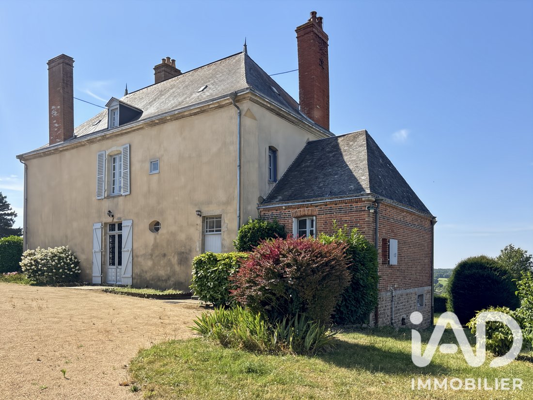 House in Sainte-Suzanne, Sainte-Suzanne-et-Chammes, France 4 - 18406100