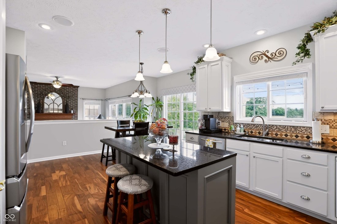 House in Fishers, Indiana, United States 5 - 18558326