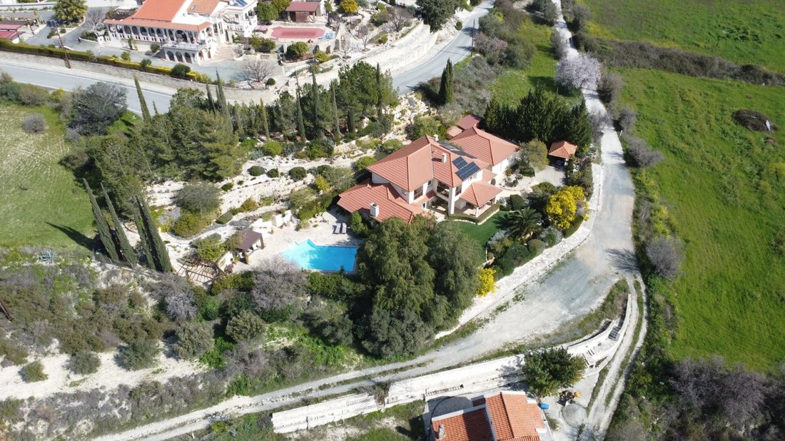 Villa in Laneia, Limassol, Cyprus 1 - 14021953