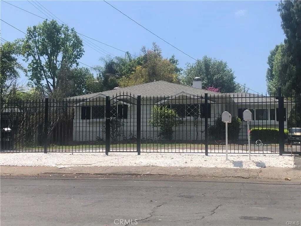 House in Los Angeles, California, United States 1 - 18565204