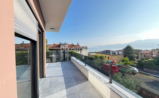 Apartment in Mjesni odbor Kantrida, Grad Rijeka, Primorje-Gorski Kotar County 1