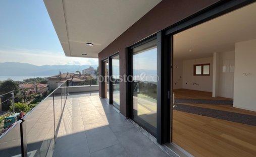 Apartment in Mjesni odbor Kantrida, Grad Rijeka, Primorje-Gorski Kotar County 1