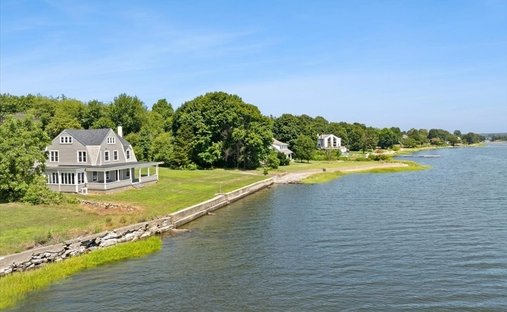 House in Swansea, Massachusetts, United States 1