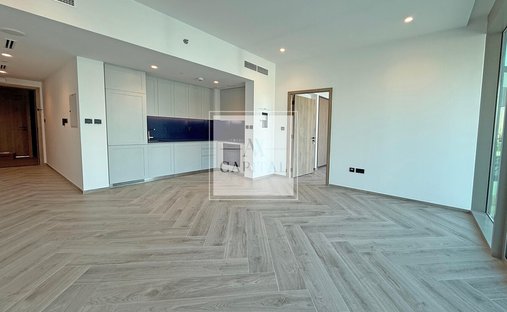 Apartment in Business Bay, Dubai, United Arab Emirates 1