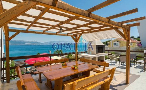 House in Slatine, Split-Dalmatia County, Croatia 1