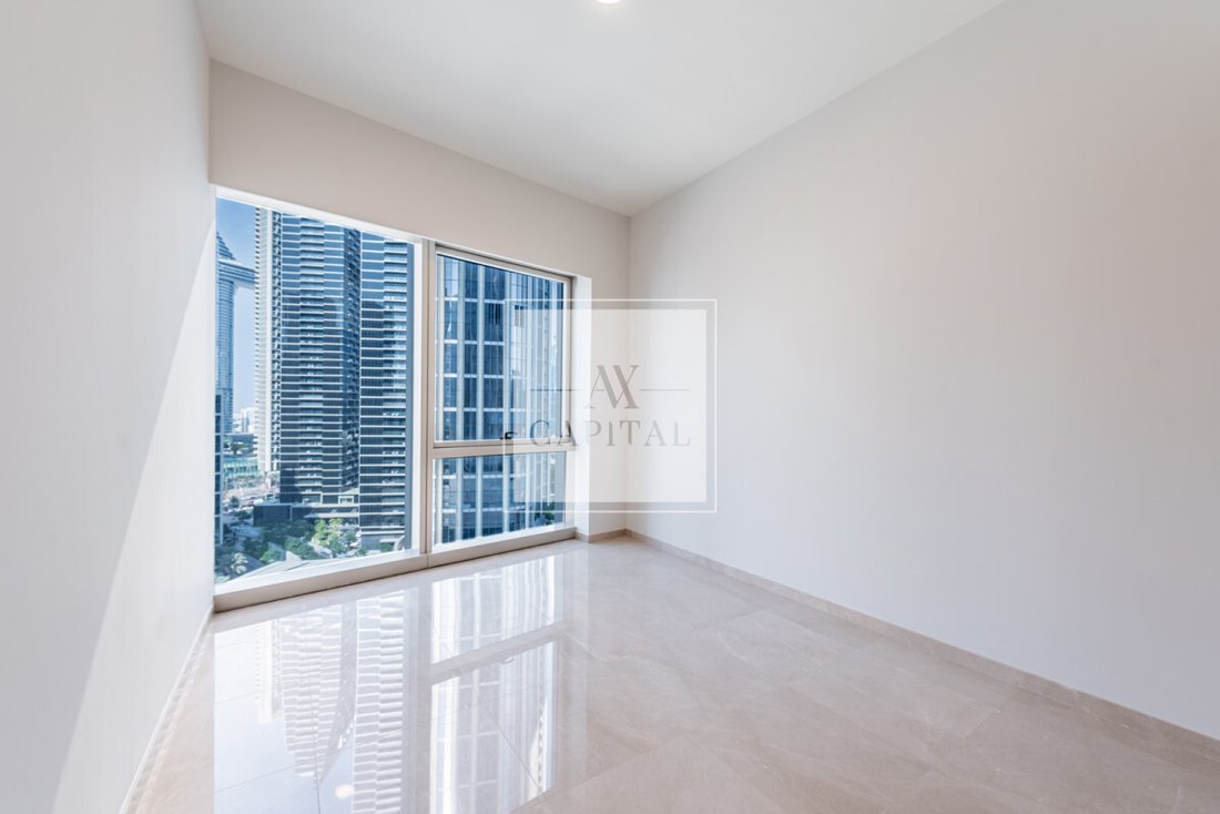 Apartment in Burj Khalifa Lake, Downtown Dubai, Dubai 5 - 18563523