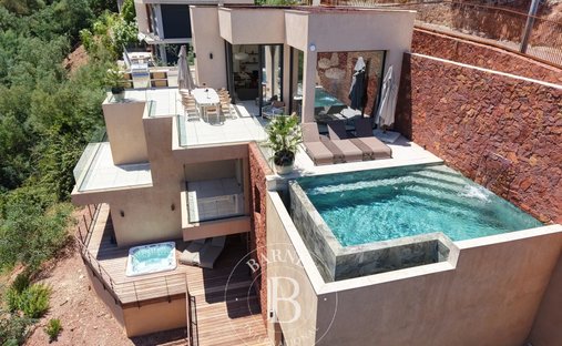 Villa a Théoule-sur-Mer, Provenza-Alpi-Costa Azzurra, Francia 1