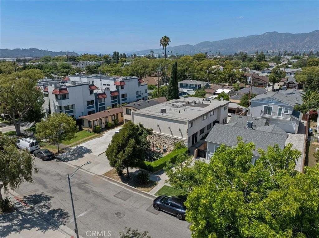 Glendale, California, United States 2 - 18562453