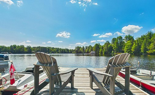 House in Lake of Bays, Ontario, Canada 1